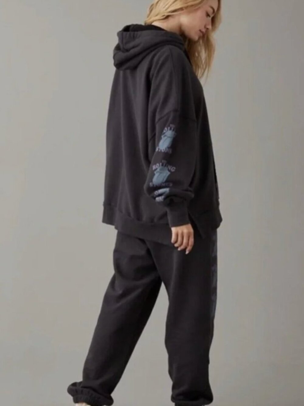 American Eagle-Rolling Stones Graphic Oversized Hoodie Gray Size Large - Picture 2 of 8